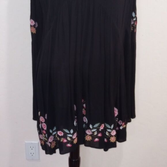 Free People Te Amo Black Embroidered Floral Boho Mini  Dress, Size M - Picture 11 of 16